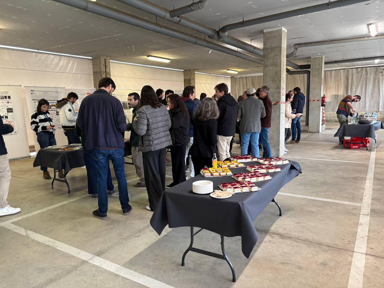Comida y posters del biolateral 2025