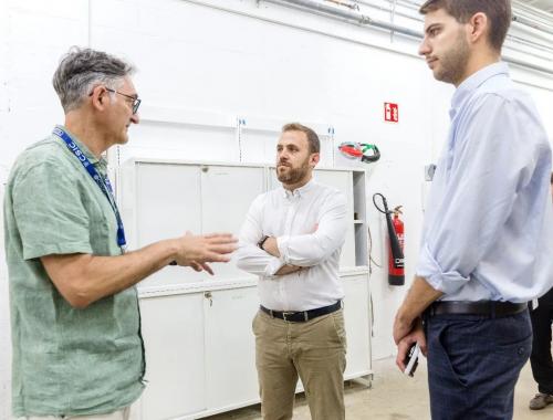 Luis Fonseca, Carlos Cordón y David González en área de servicios de Sala Blanca