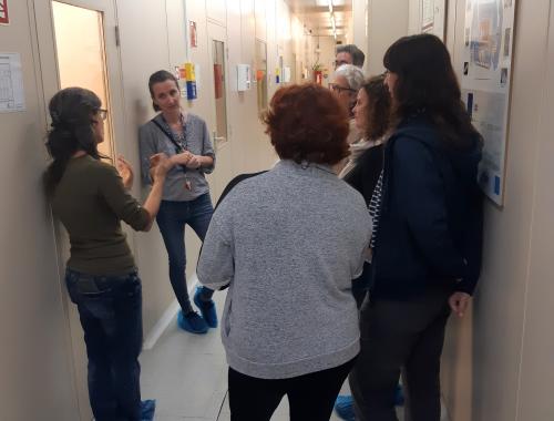 Visita a la Sala Blanca durant les Portes Obertes