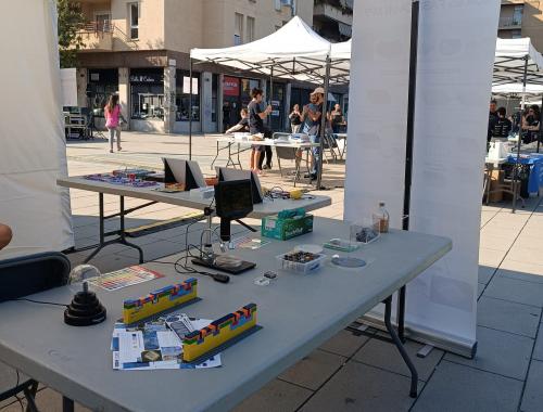 Taller a Plaça Salvador Espriu de Girona