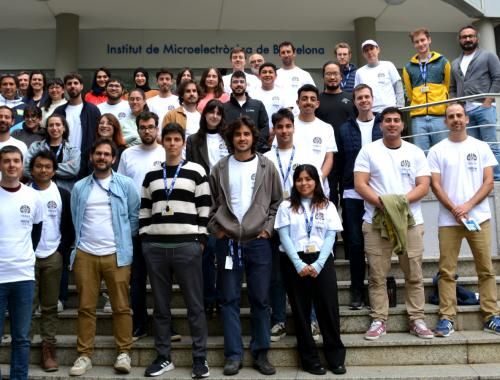 Foto de grupo en las escaleras Young Researchers Day