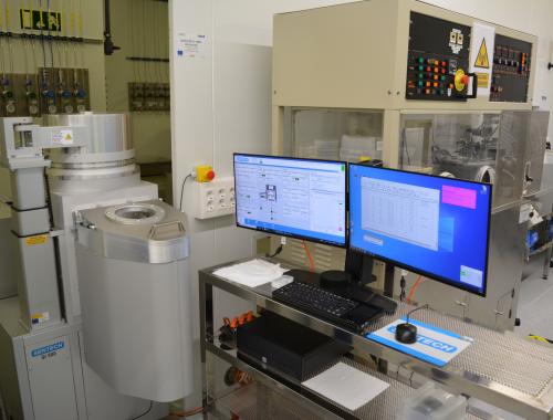 Imagen general del RIE SI MNC Sentech SI500 de Grabado Seco