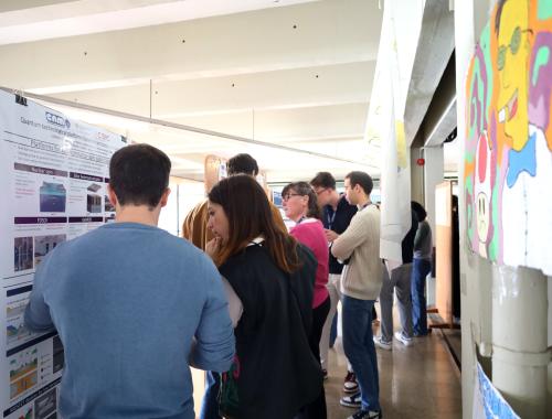 People talking during the poster' session at UAB