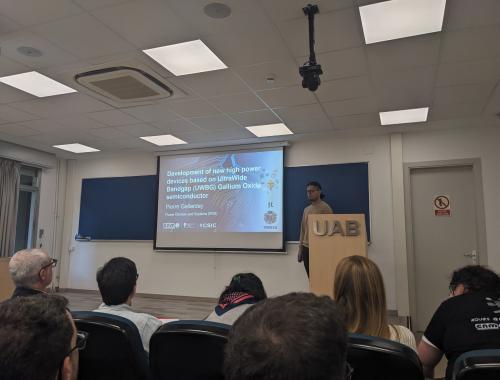 Pierre Gallarday presenting at the IMB-CNM Young Researchers Day 2025