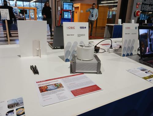 Presentación de sensor de gas radón en Science 4 Industry