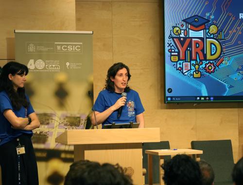 Marta Fernandez speaks at the 2026 Young Researchers Day