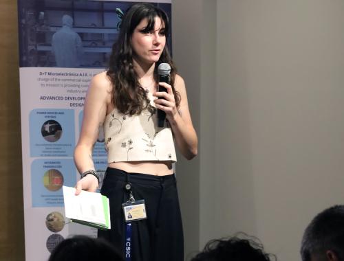 Carla Riera Llobet presenting the 2026 IMB-CNM Young Researchers Day