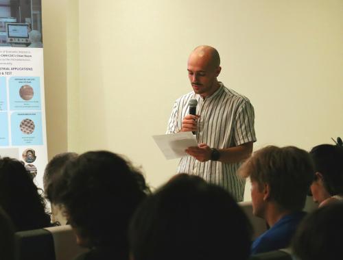 Carlo Pepe presenting the 2026 IMB-CNM Young Researchers Day