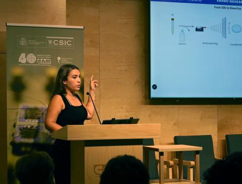 Laia Bagur's presentation at the 2026 Young Researchers Day