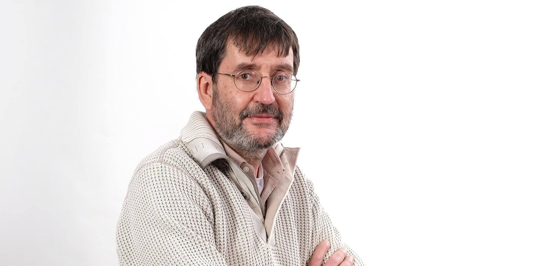 Francesc Pérez Murano sobre fons blanc