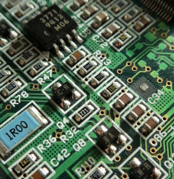 Electronic components and systems