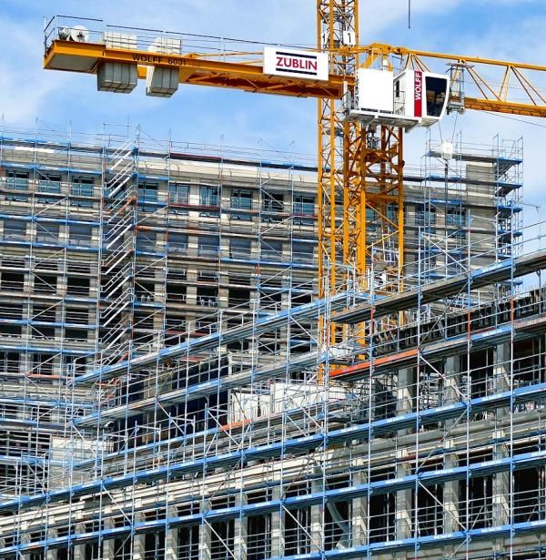 Building construction site with crane. Credit: Pixabay